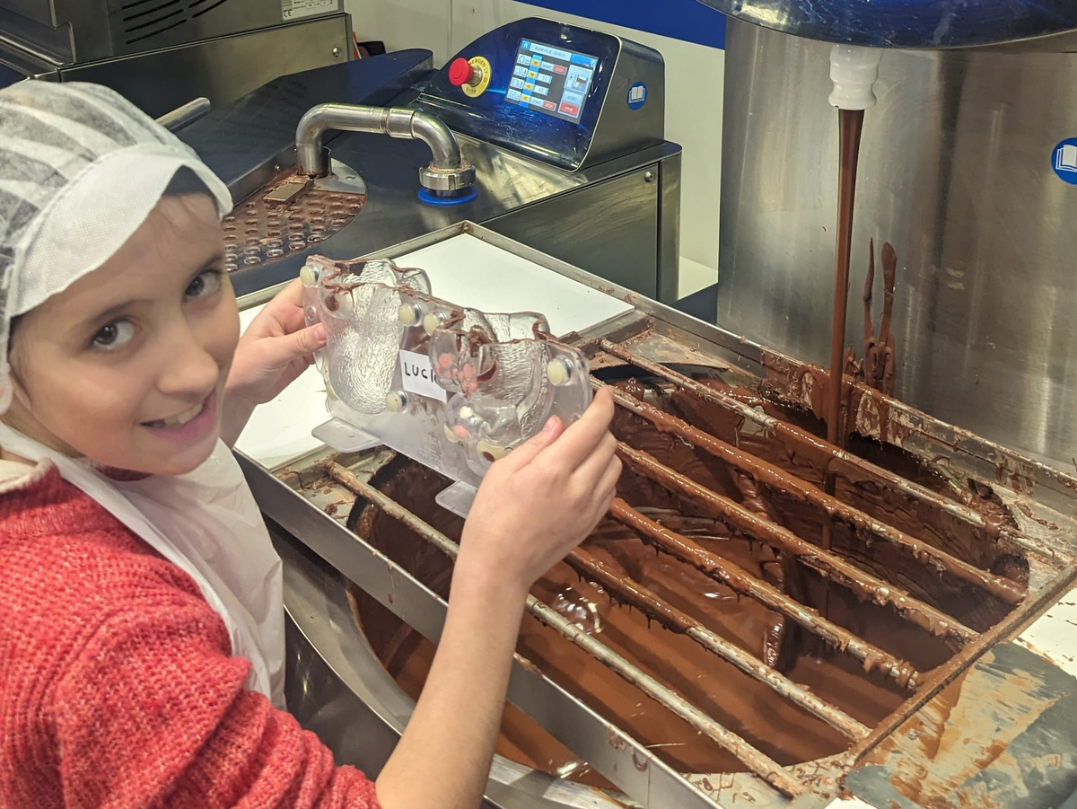 Atelier de fabrication d'un fantôme en chocolat à Genève — Photo 2