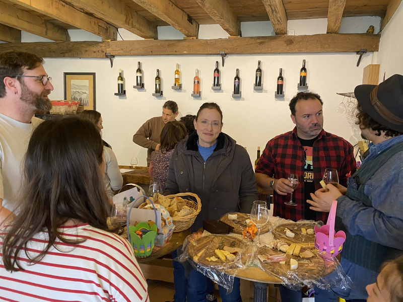 Chasse aux bonbons avec les oies, atelier créatif & dégustation de vins à Dardagny — Photo 4